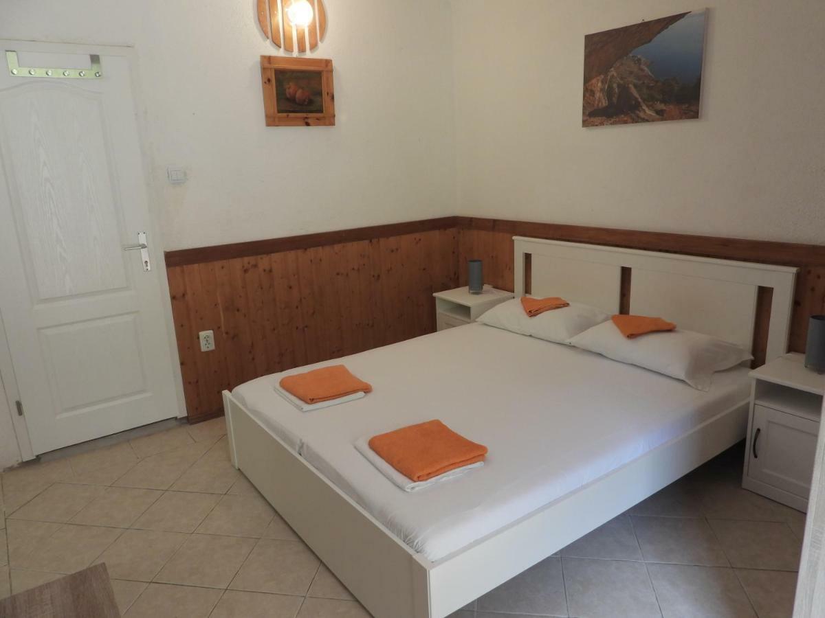 דרזניצה Hrstich Apartments מראה חיצוני תמונה