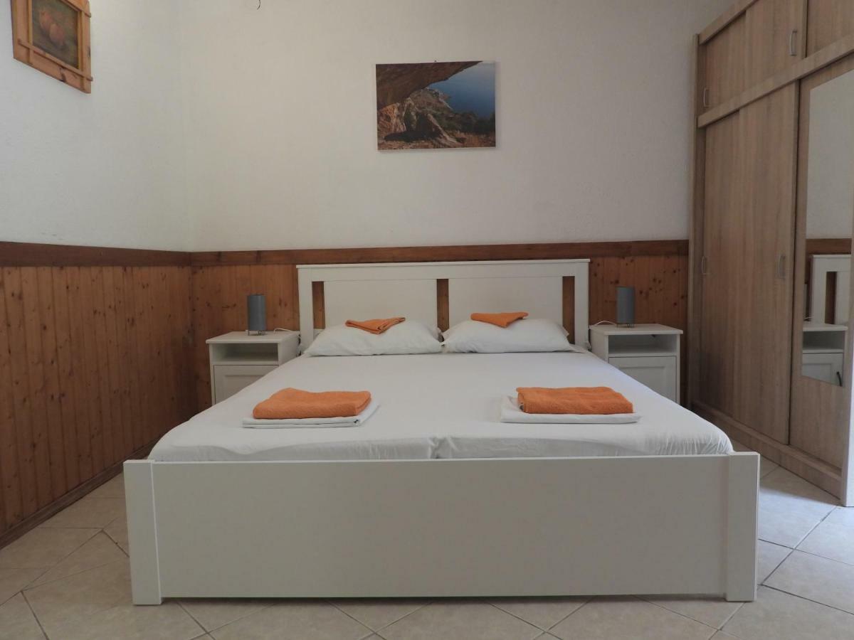 דרזניצה Hrstich Apartments מראה חיצוני תמונה